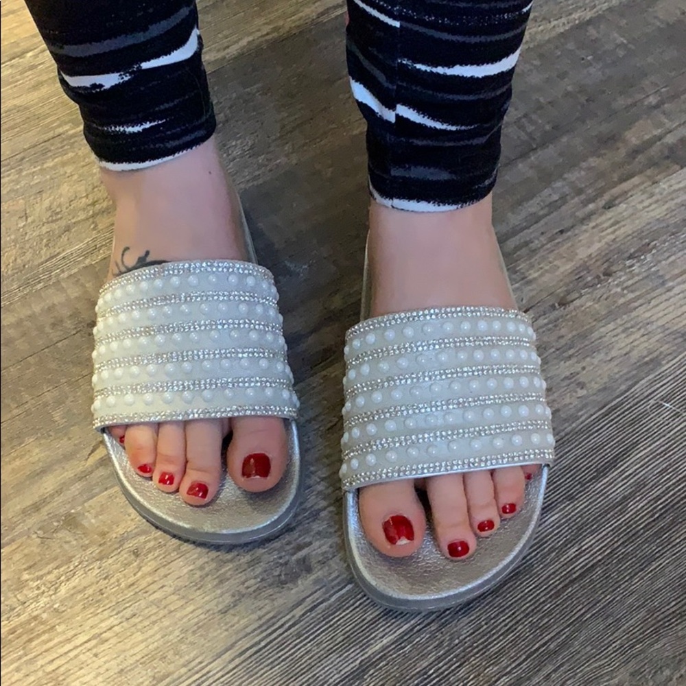 Rue21 Sandals SZ M 7/8